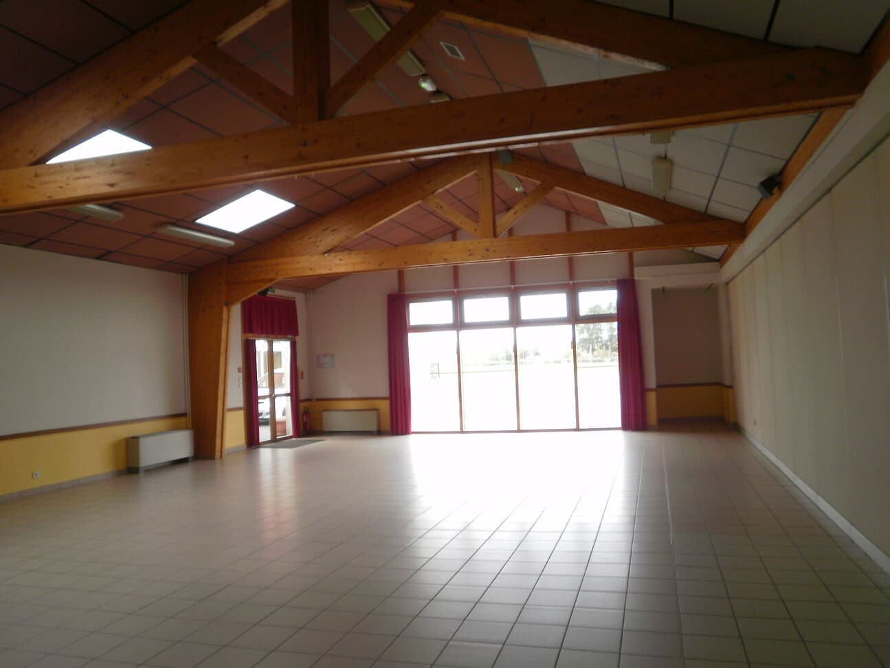 Salle de la Noue à Saint-Hilaire-de-Clisson — photo 4 sur 4