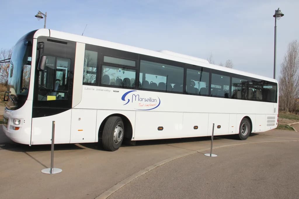 Matériel Bus à Marseillan