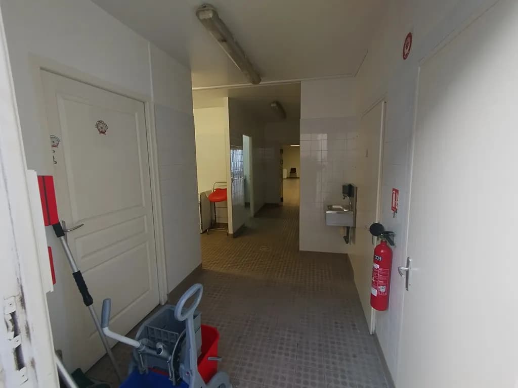 Salle du Restaurant des Anciens à Marseillan — photo 4 sur 7
