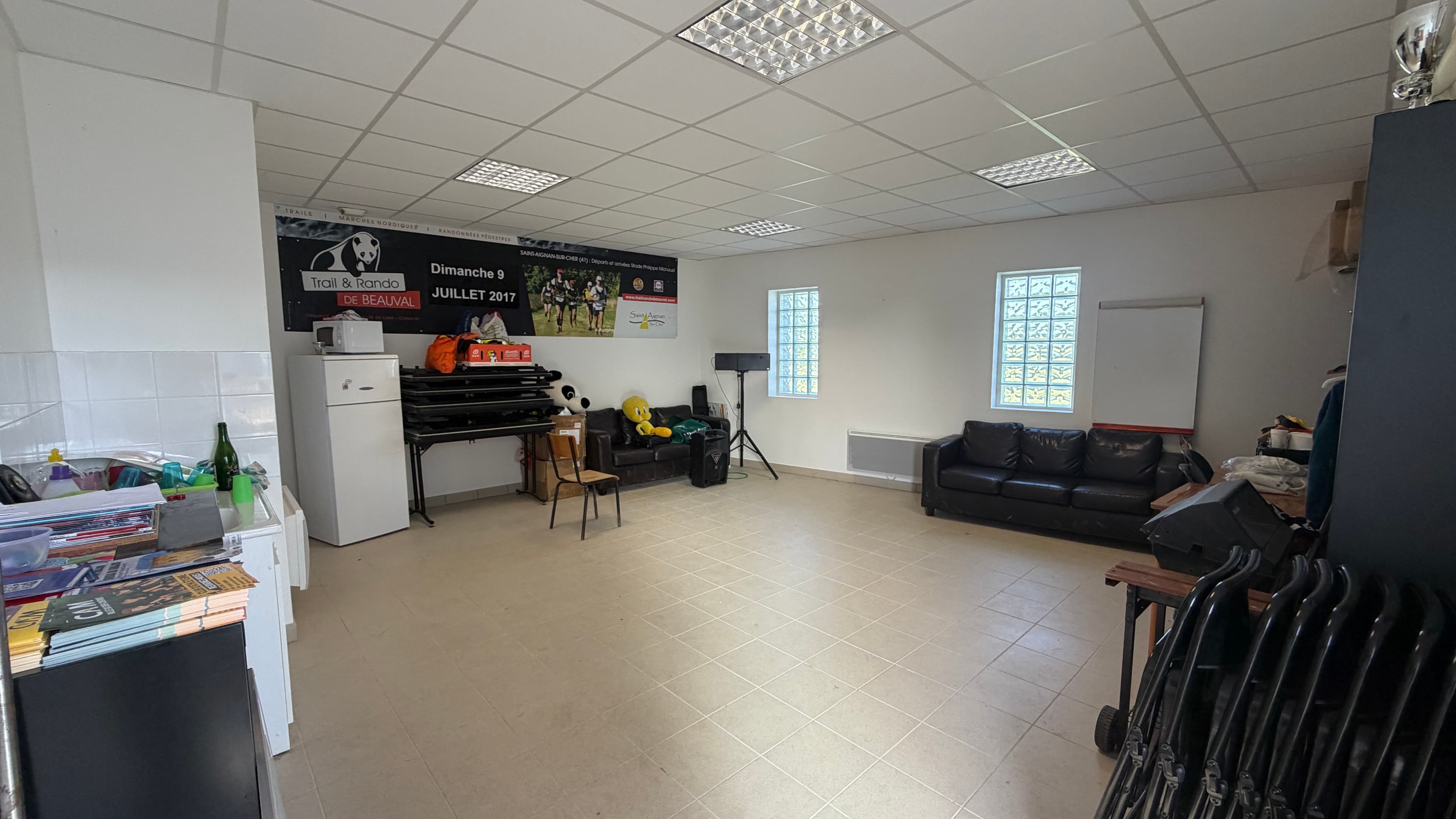 Stade - Local CAM à Saint-Aignan
