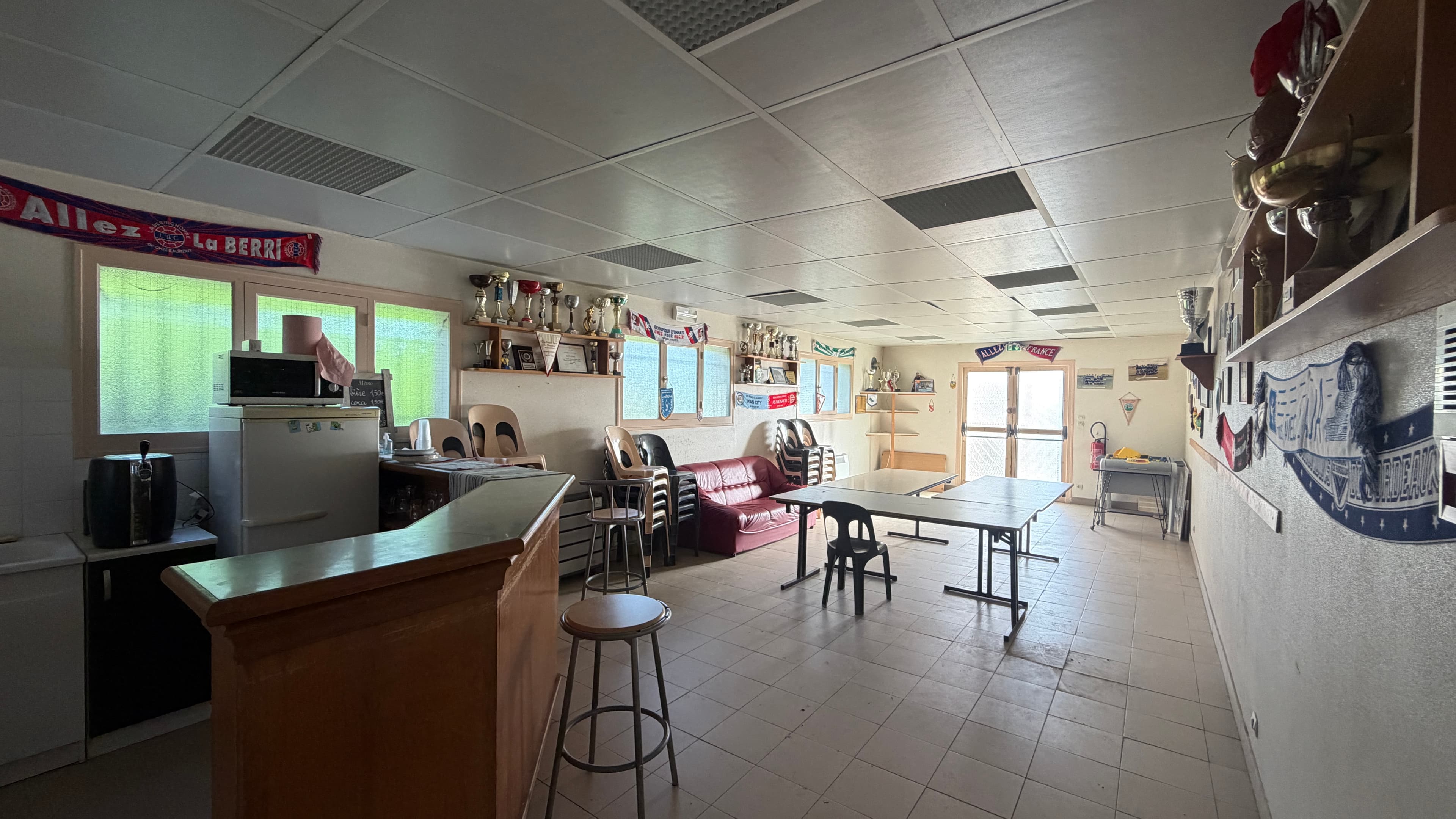 Stade - Local USSAN à Saint-Aignan — photo 4 sur 4