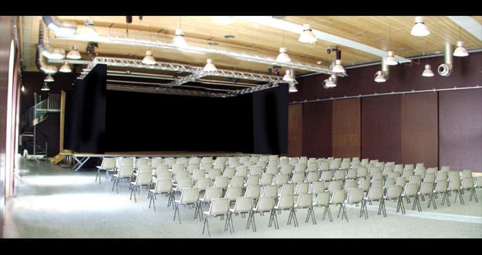 Salle Culturelle Anne Frank à Marnay — photo 1 sur 6